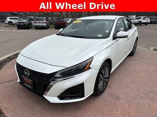 2023 Nissan Altima 2.5 SV