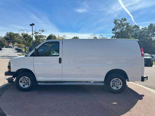 2023 GMC Savana 2500 Work Van