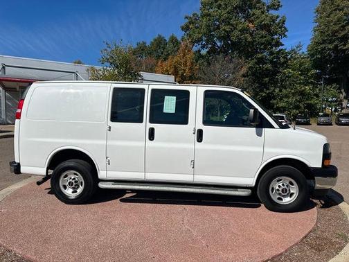 2023 GMC Savana 2500 Work Van