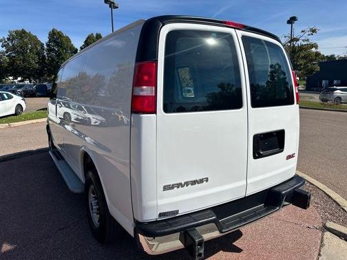 2023 GMC Savana 2500 Work Van