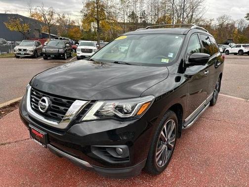 2020 Nissan Pathfinder Platinum