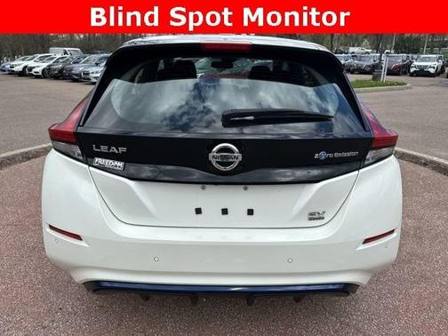 2022 Nissan Leaf SV PLUS