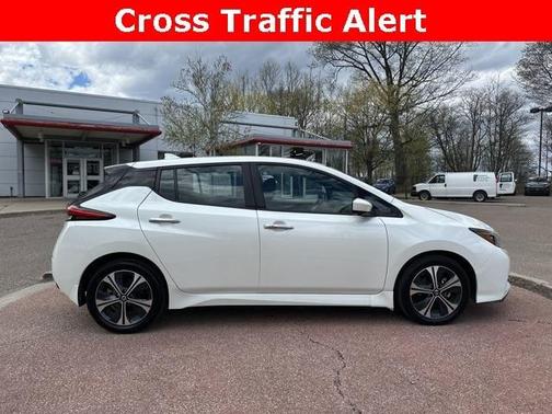 2022 Nissan Leaf SV PLUS