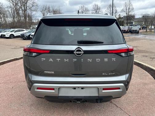Gun Metallic 2022 Nissan Pathfinder SL