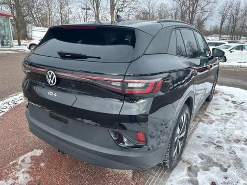 2023 Volkswagen ID.4 Pro