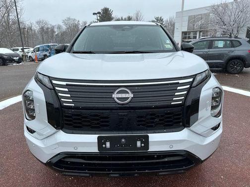 Alpine Frost 2026 Nissan Rogue SL
