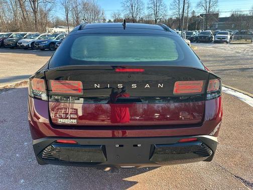 2026 Nissan Leaf PLAT+