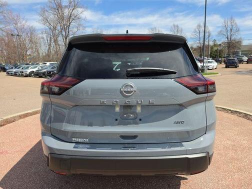 Boulder Gray Metallic 2026 Nissan Rogue SV