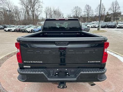 2025 Chevrolet Silverado 2500 Custom