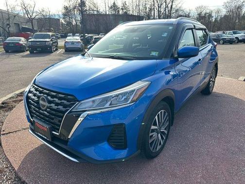2022 Nissan Kicks SV