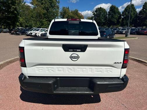 2025 Nissan Frontier S