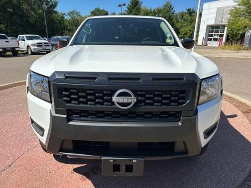 2025 Nissan Frontier S