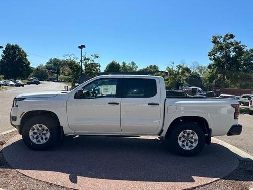 2025 Nissan Frontier S