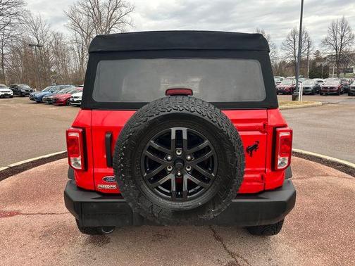 2023 Ford Bronco Base