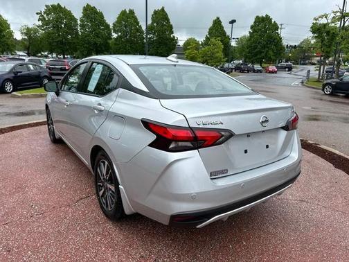 2021 Nissan Versa 1.6 SV
