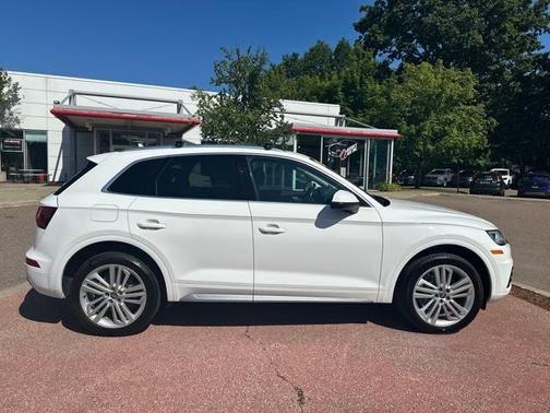 2018 Audi Q5 2.0T Tech Premium