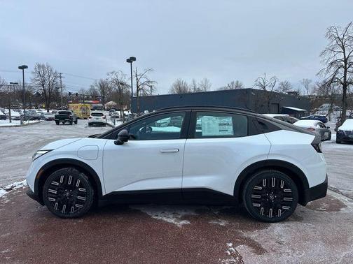 2026 Nissan Leaf PLAT+