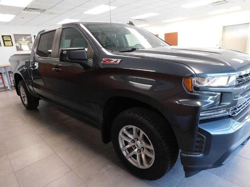 Shadow Gray Metallic 2020 Chevrolet Silverado 1500 RST