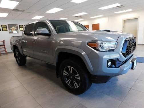 2018 Toyota Tacoma TRD SPORT
