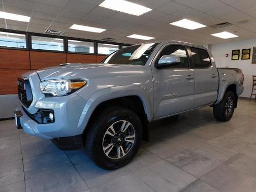 2018 Toyota Tacoma TRD SPORT