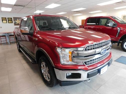 RUBY RED METALLIC TINTED CC 2019 Ford F-150 LARIAT