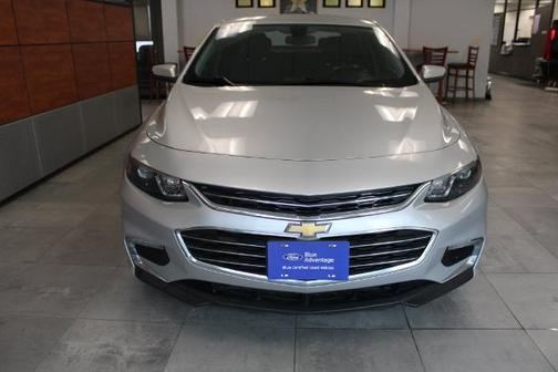 Silver Ice Metallic 2018 Chevrolet Malibu LT W/1LT