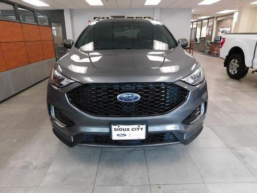 2022 Ford Edge ST LINE