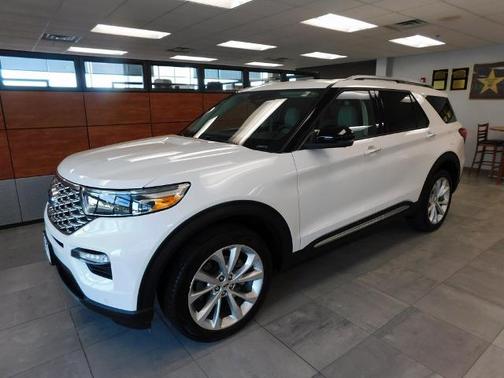 2023 Ford Explorer PLATINUM