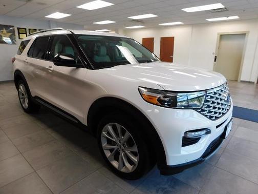 2023 Ford Explorer PLATINUM