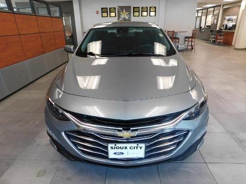 2024 Chevrolet Malibu LT W/1LT