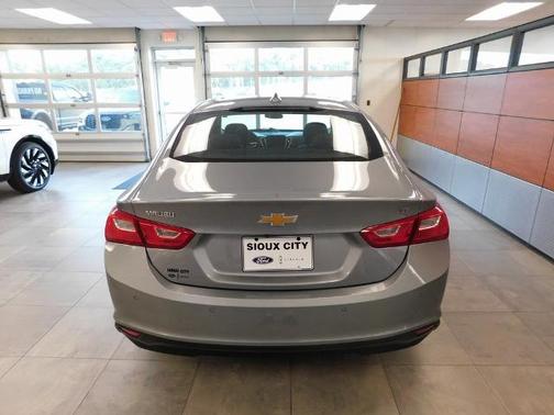 2024 Chevrolet Malibu LT W/1LT