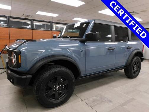 2024 Ford Bronco BLACK DIAMOND