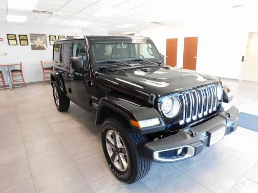 2023 Jeep Wrangler SAHARA