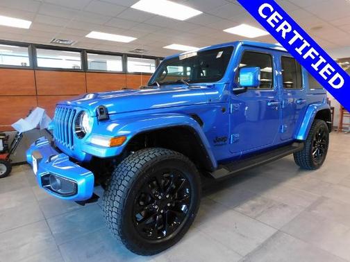 2022 Jeep Wrangler Unlimited SAHARA