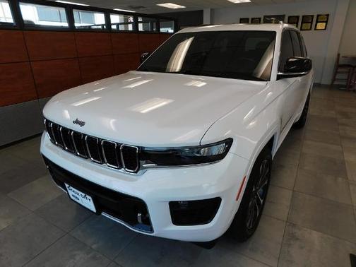 2022 Jeep Grand Cherokee OVERLAND