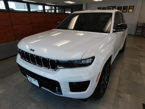 2022 Jeep Grand Cherokee OVERLAND