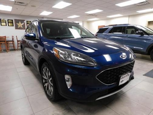 2020 Ford Escape TITANIUM