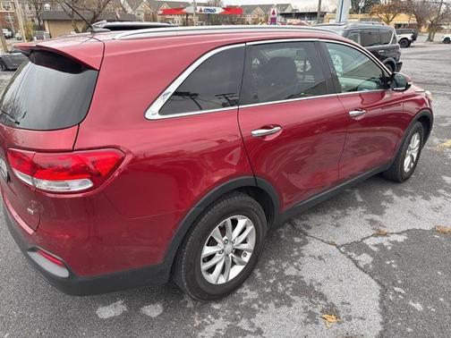 2016 Kia Sorento LX