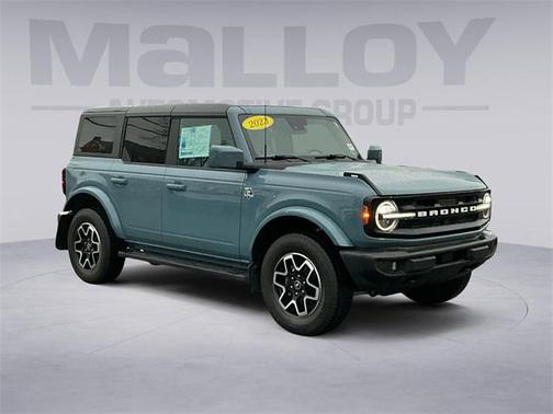2023 Ford Bronco Outer Banks