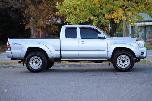 2013 Toyota Tacoma Base