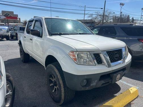 Glacier White 2013 Nissan Frontier S