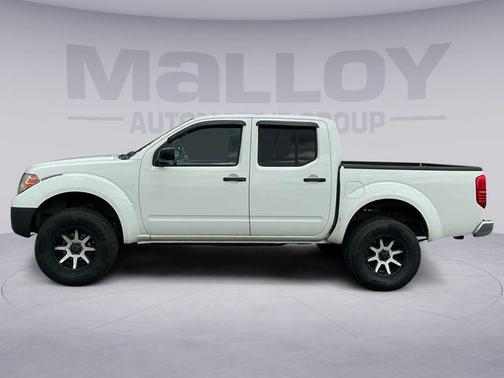 Glacier White 2013 Nissan Frontier S