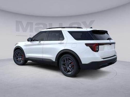 Star White Metallic Tri-Coat 2026 Ford Explorer ST-Line
