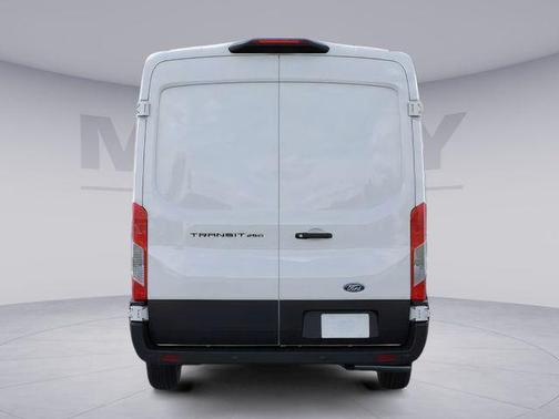Oxford White 2026 Ford Transit-250 Base
