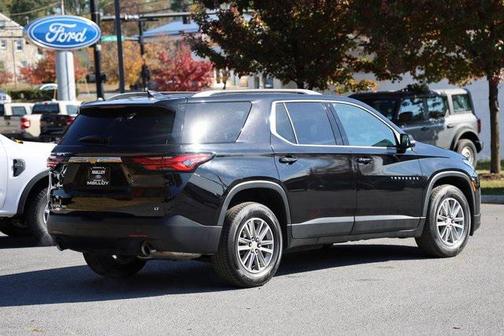 2022 Chevrolet Traverse LT Leather