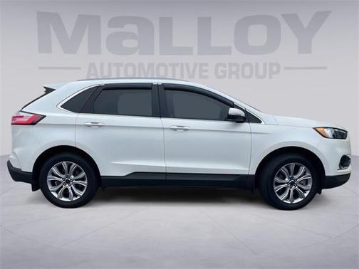 2023 Ford Edge Titanium