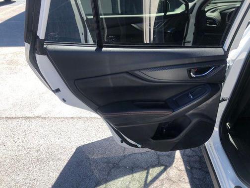 Crystal White Pearl 2023 Subaru Crosstrek Limited