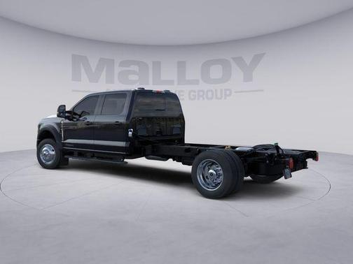 Agate Black Metallic 2026 Ford F-450 DRW