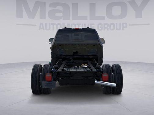 Agate Black Metallic 2026 Ford F-450 DRW