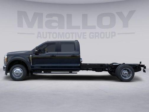 Agate Black Metallic 2026 Ford F-450 DRW